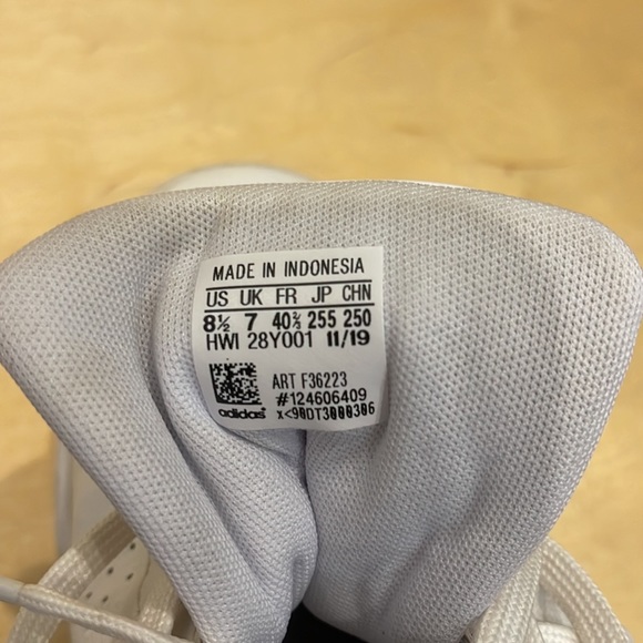 Women’s Adidas Cloudfoam shoes - Picture 4 of 4